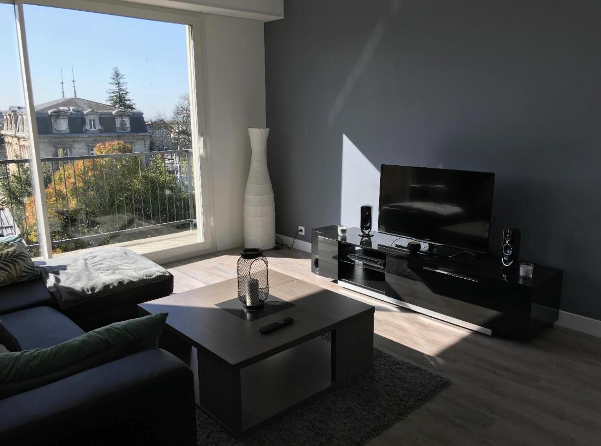 Superbe Appartement Proche Bordeaux Pied Du Tram Lormont Exteriér fotografie