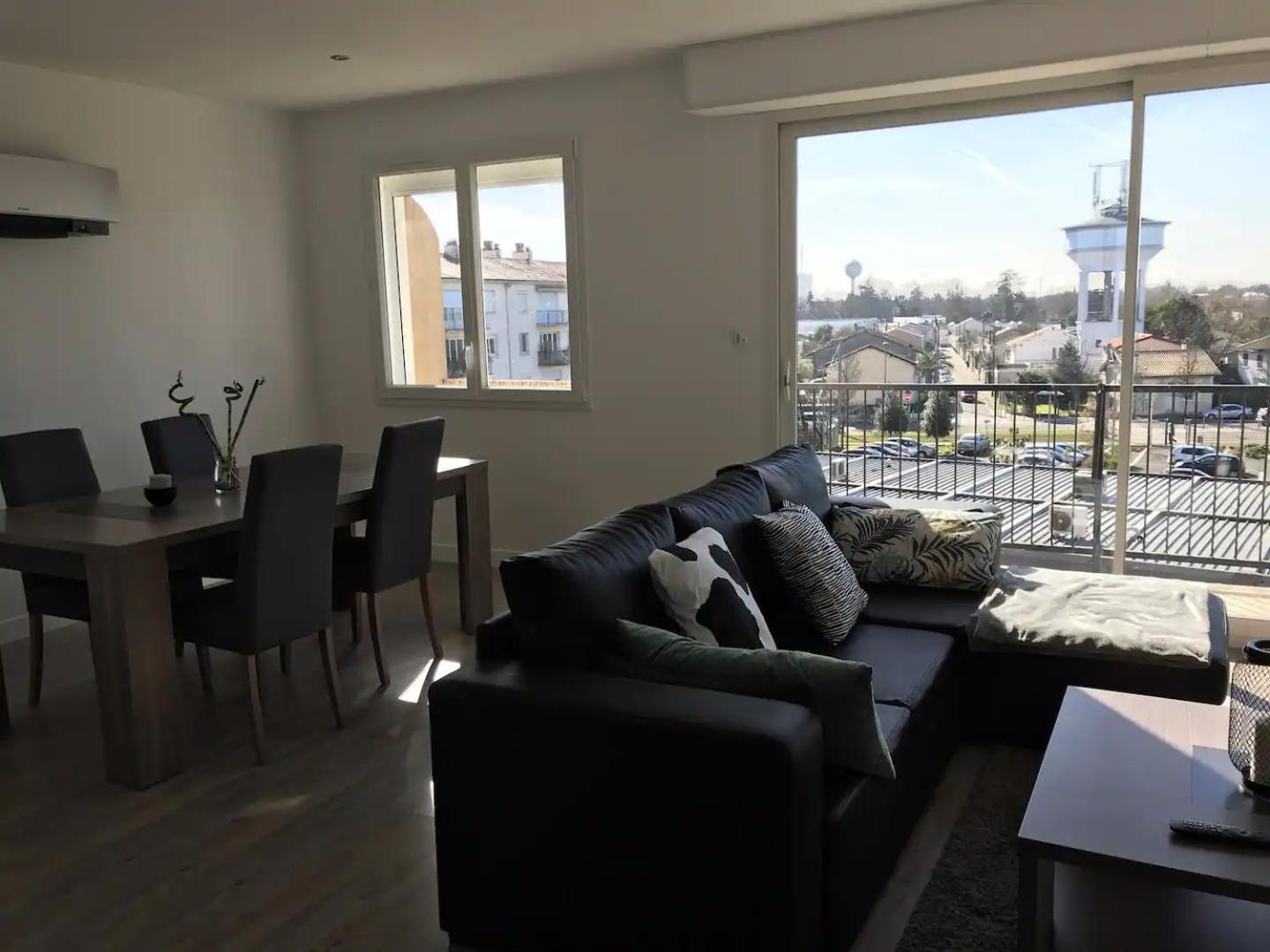 Superbe Appartement Proche Bordeaux Pied Du Tram Lormont Exteriér fotografie